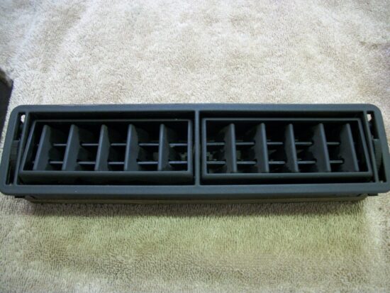 PORSCHE-944-924-DASH-VENTS-BLACK-1983-TO-1985-Early-car-283970085416-3